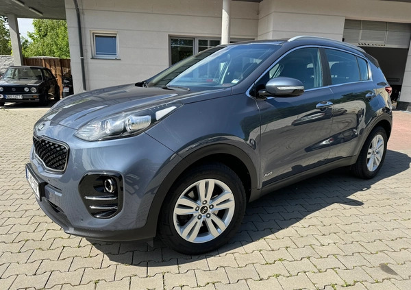 Kia Sportage cena 65777 przebieg: 158000, rok produkcji 2016 z Nysa małe 667